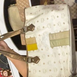 19. Mcm Tote Sold As Is Desc In Live No Cancel/returns